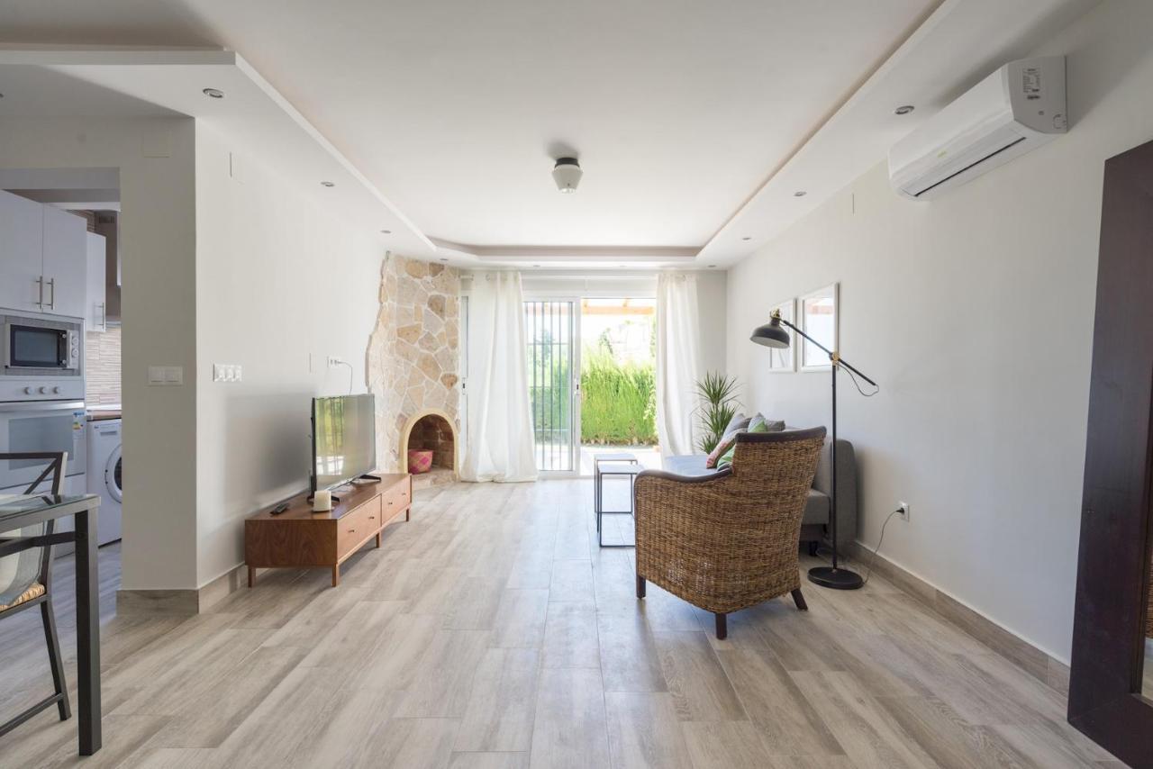 Malagasuite House Pool Фуэнхирола Экстерьер фото